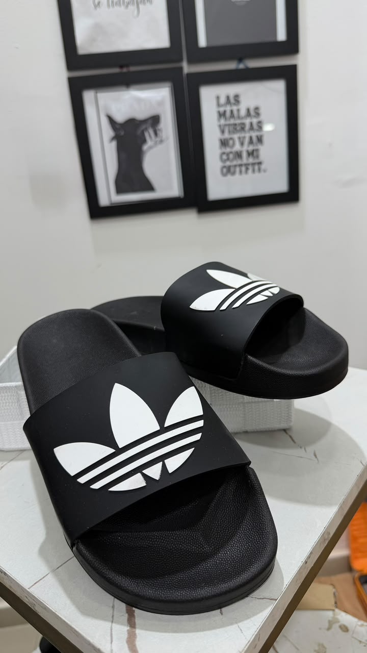 CHANCLAS ADIDAS HOMBRE Y MUJER