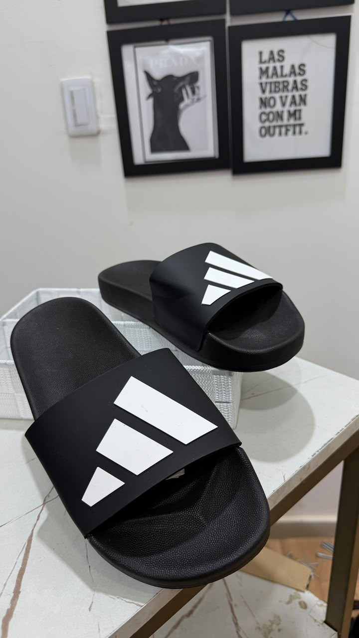 CHANCLAS ADIDAS HOMBRE Y MUJER